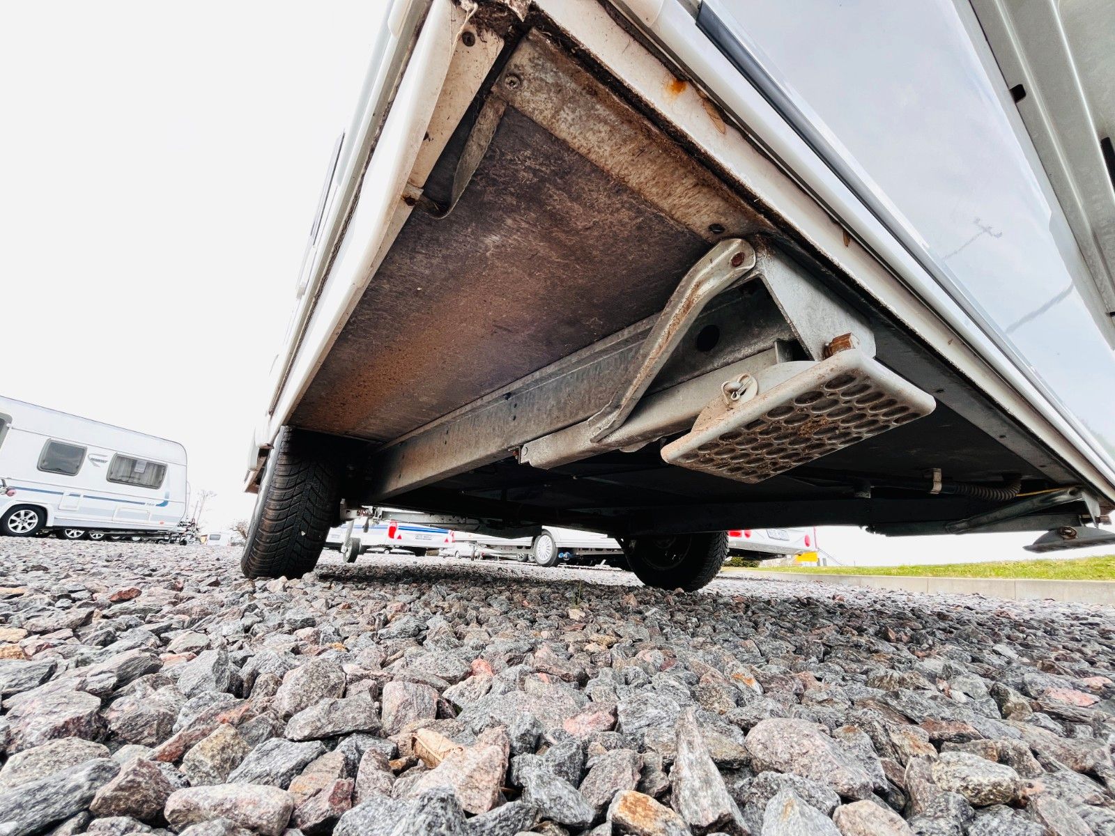 Fahrzeugabbildung Sterckeman STARLETT 330 CP NUR 5m MARKISE 100 KM/H