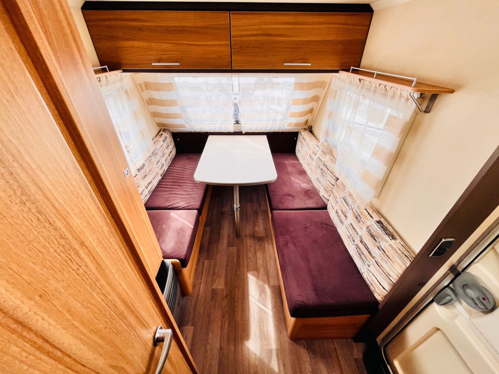 Fahrzeugabbildung Sterckeman STARLETT 330 CP NUR 5m MARKISE 100 KM/H