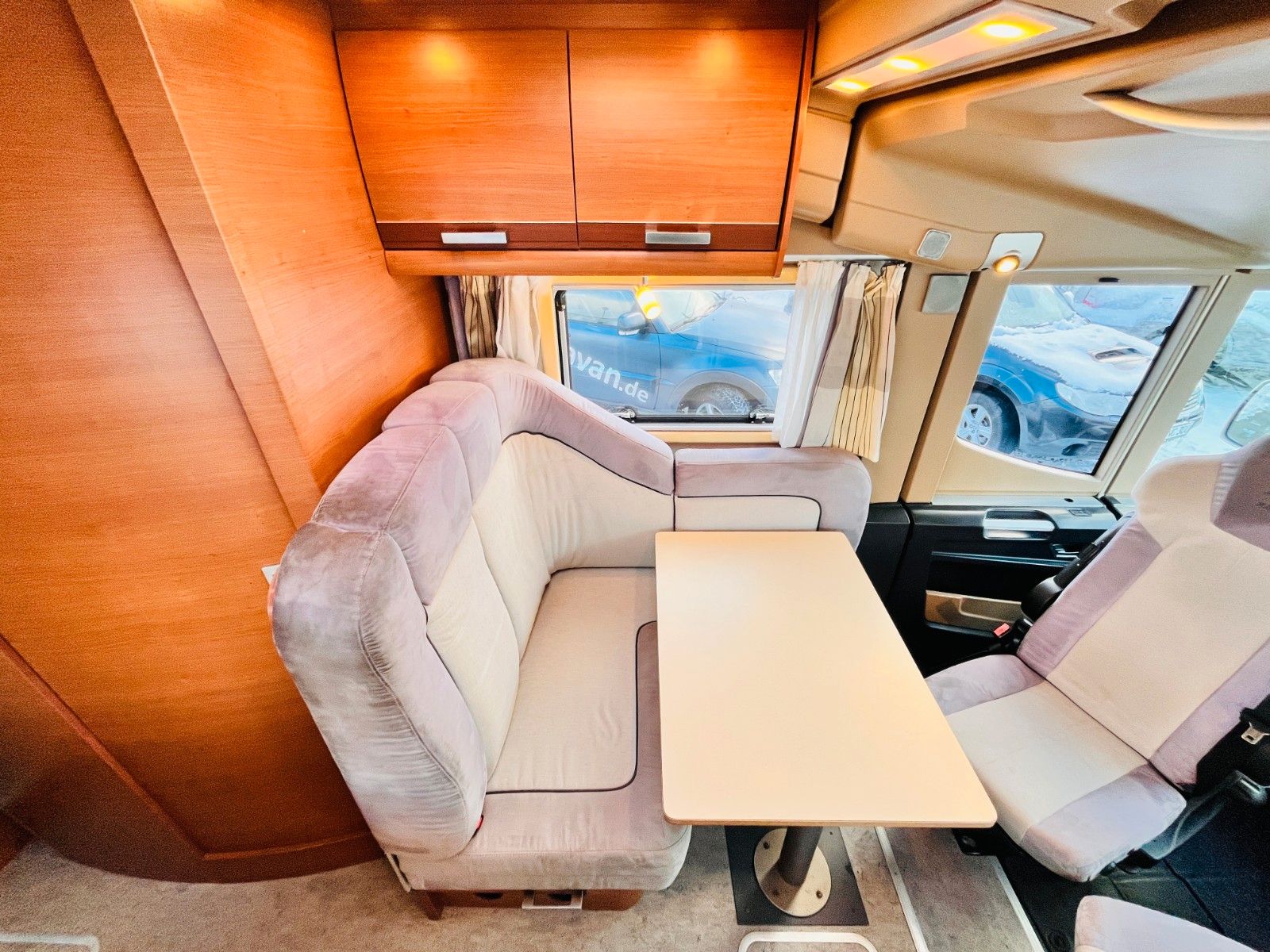 Fahrzeugabbildung Knaus SUN LINER 700LEG EINZELBETTEN SAT TV SOLAR KLIMA