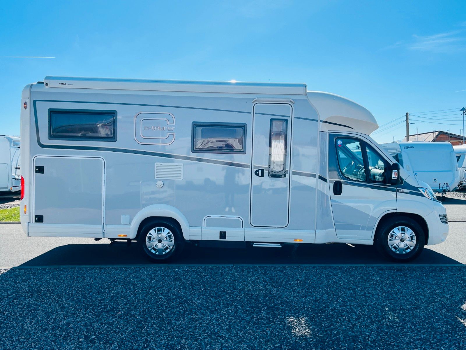 Fahrzeugabbildung Carthago C-TOURER T 143 LE 9G-AUTOMATIK SAT TV 1.HAND