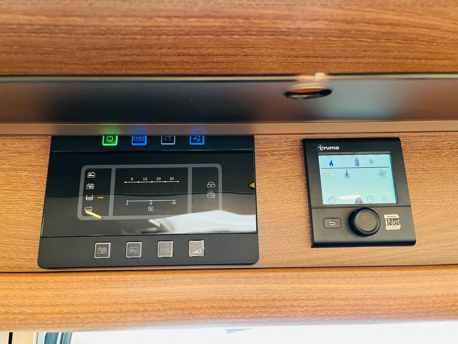 Fahrzeugabbildung Carthago C-TOURER T 143 LE 9G-AUTOMATIK SAT TV 1.HAND