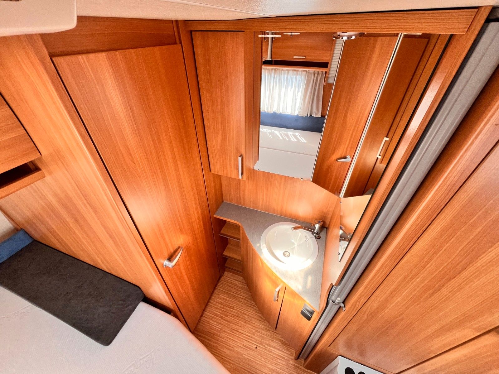 Fahrzeugabbildung Knaus SPORT 550 FSK ETAGENBETTEN + FRANZ.BETT