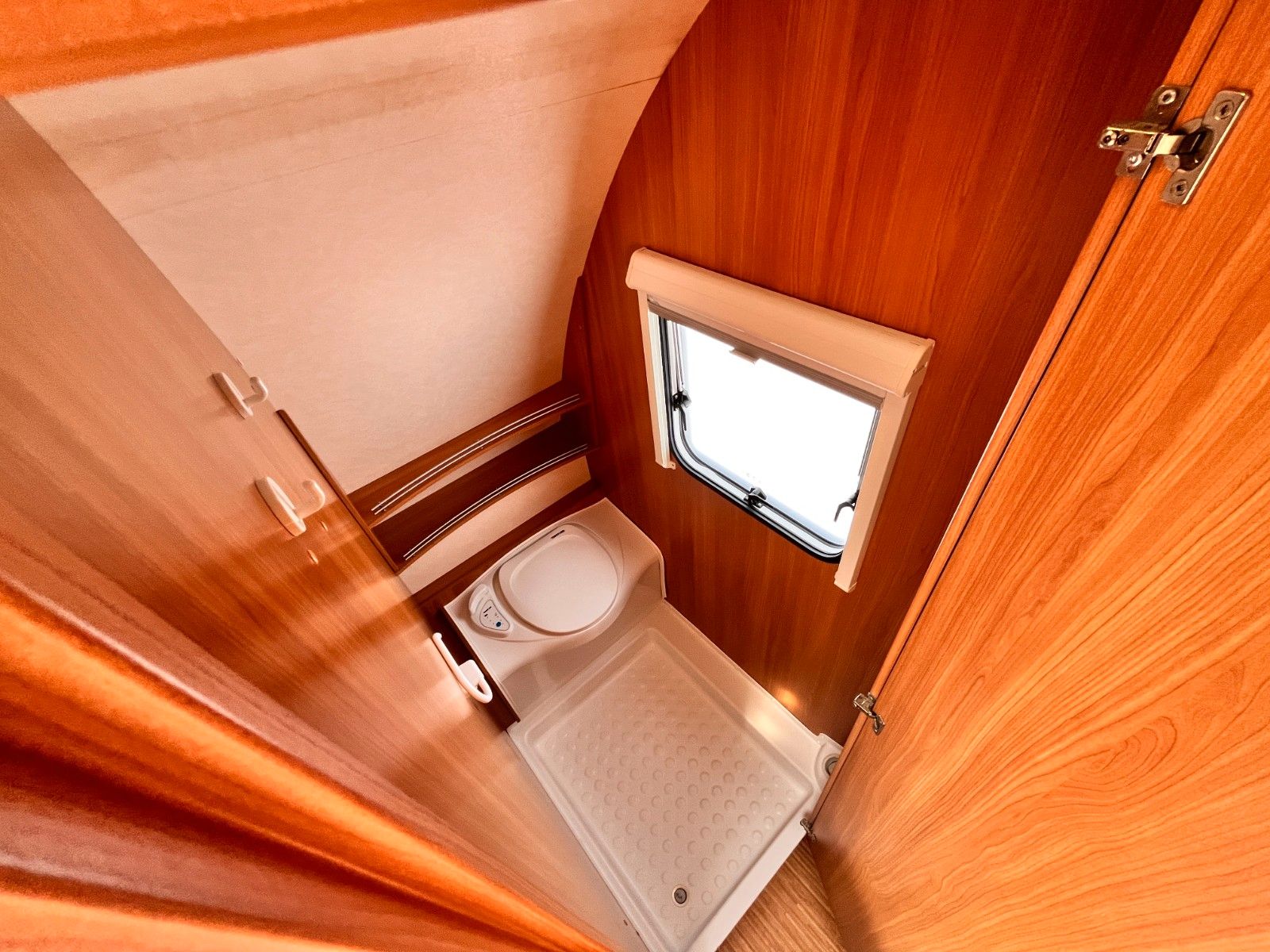 Fahrzeugabbildung Knaus SPORT 550 FSK ETAGENBETTEN + FRANZ.BETT