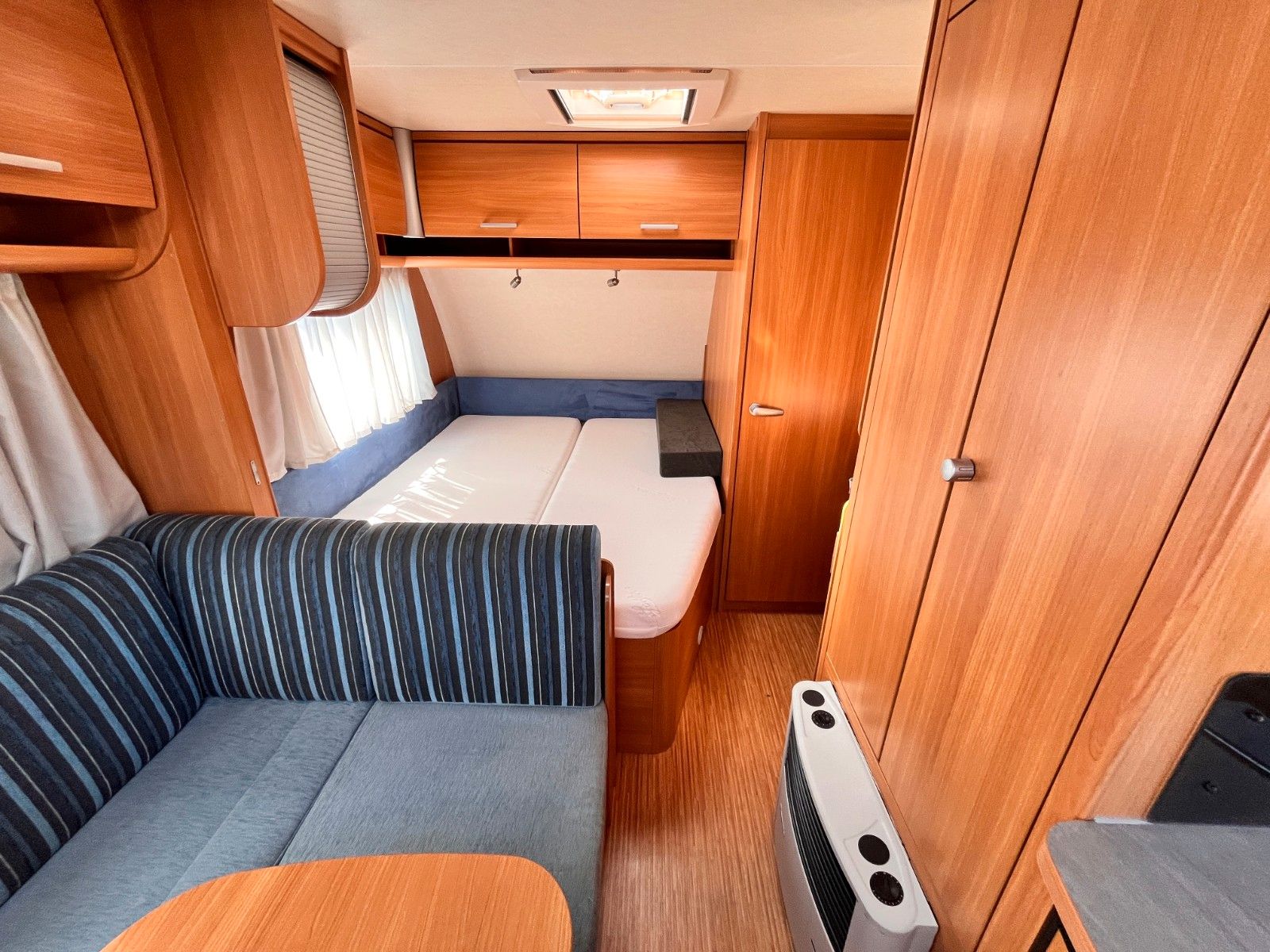 Fahrzeugabbildung Knaus SPORT 550 FSK ETAGENBETTEN + FRANZ.BETT