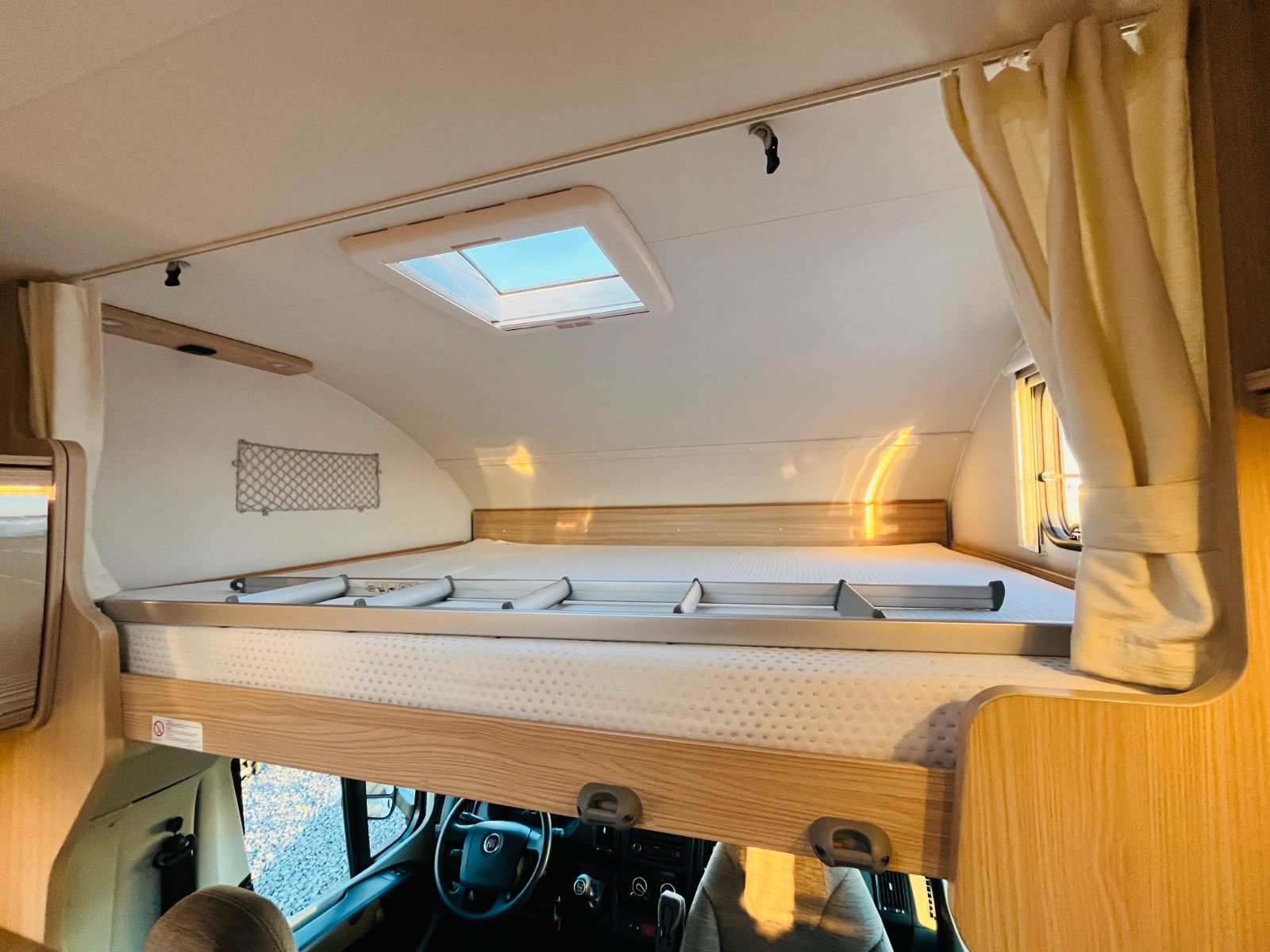 Fahrzeugabbildung Bürstner LYSEO A 660 ETAGENBETTEN FAHRRADTRÄGER