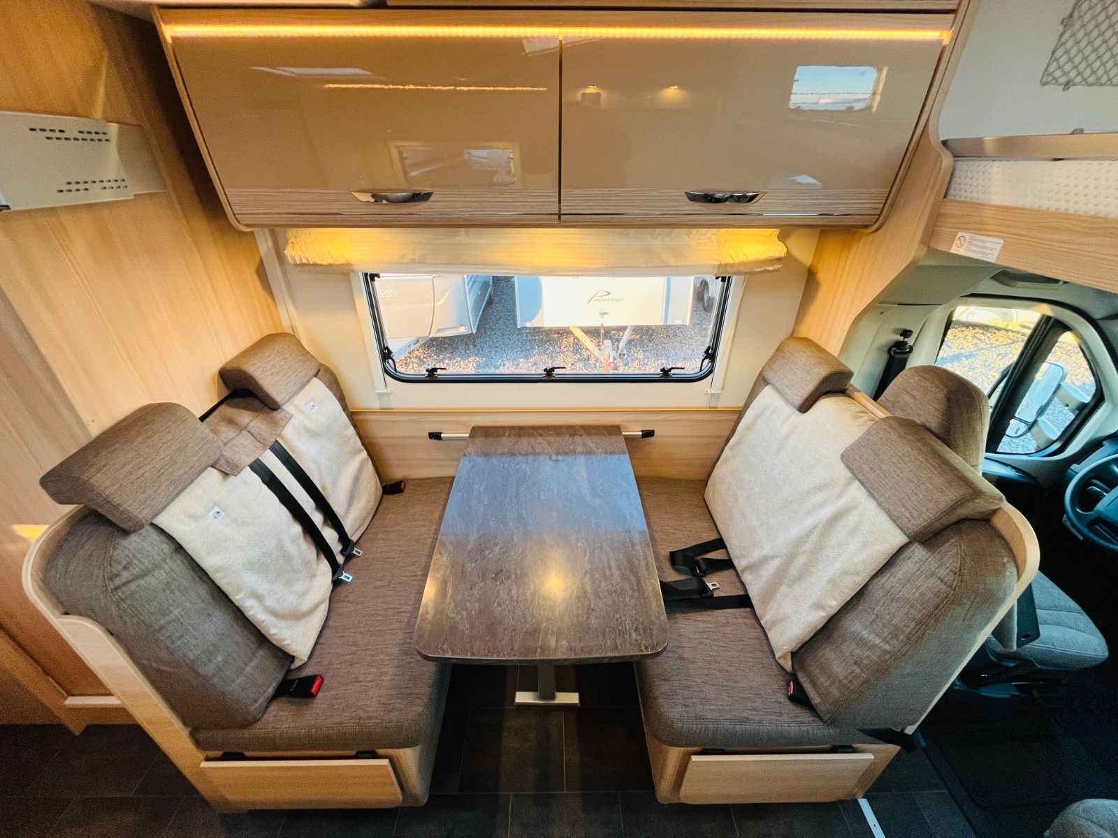 Fahrzeugabbildung Bürstner LYSEO A 660 ETAGENBETTEN FAHRRADTRÄGER