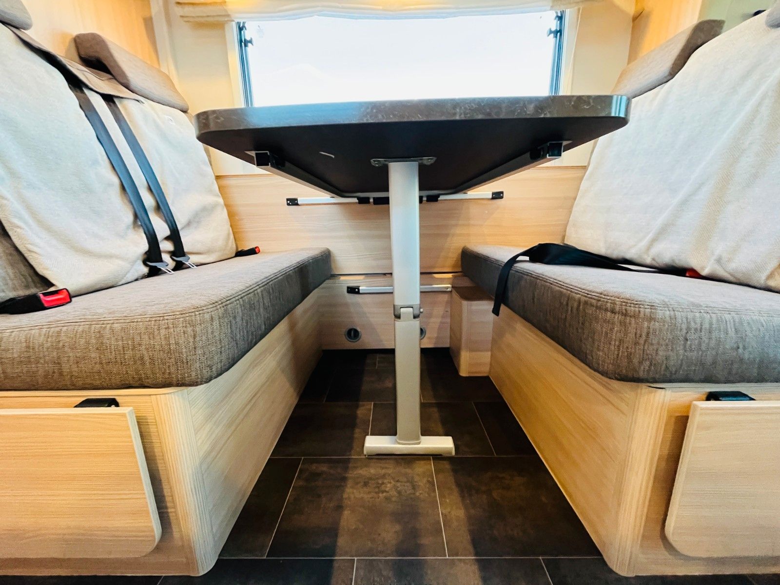 Fahrzeugabbildung Bürstner LYSEO A 660 ETAGENBETTEN FAHRRADTRÄGER