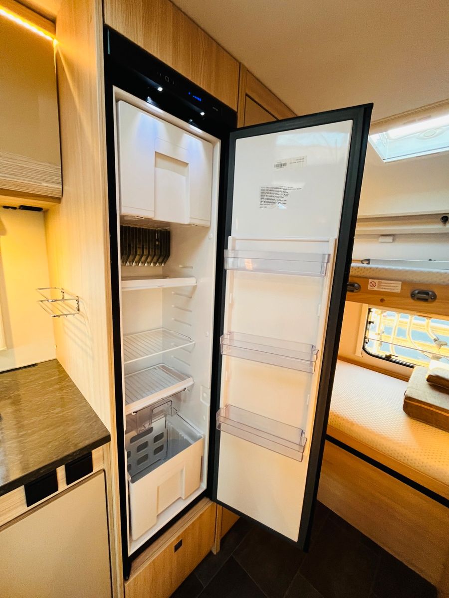 Fahrzeugabbildung Bürstner LYSEO A 660 ETAGENBETTEN FAHRRADTRÄGER