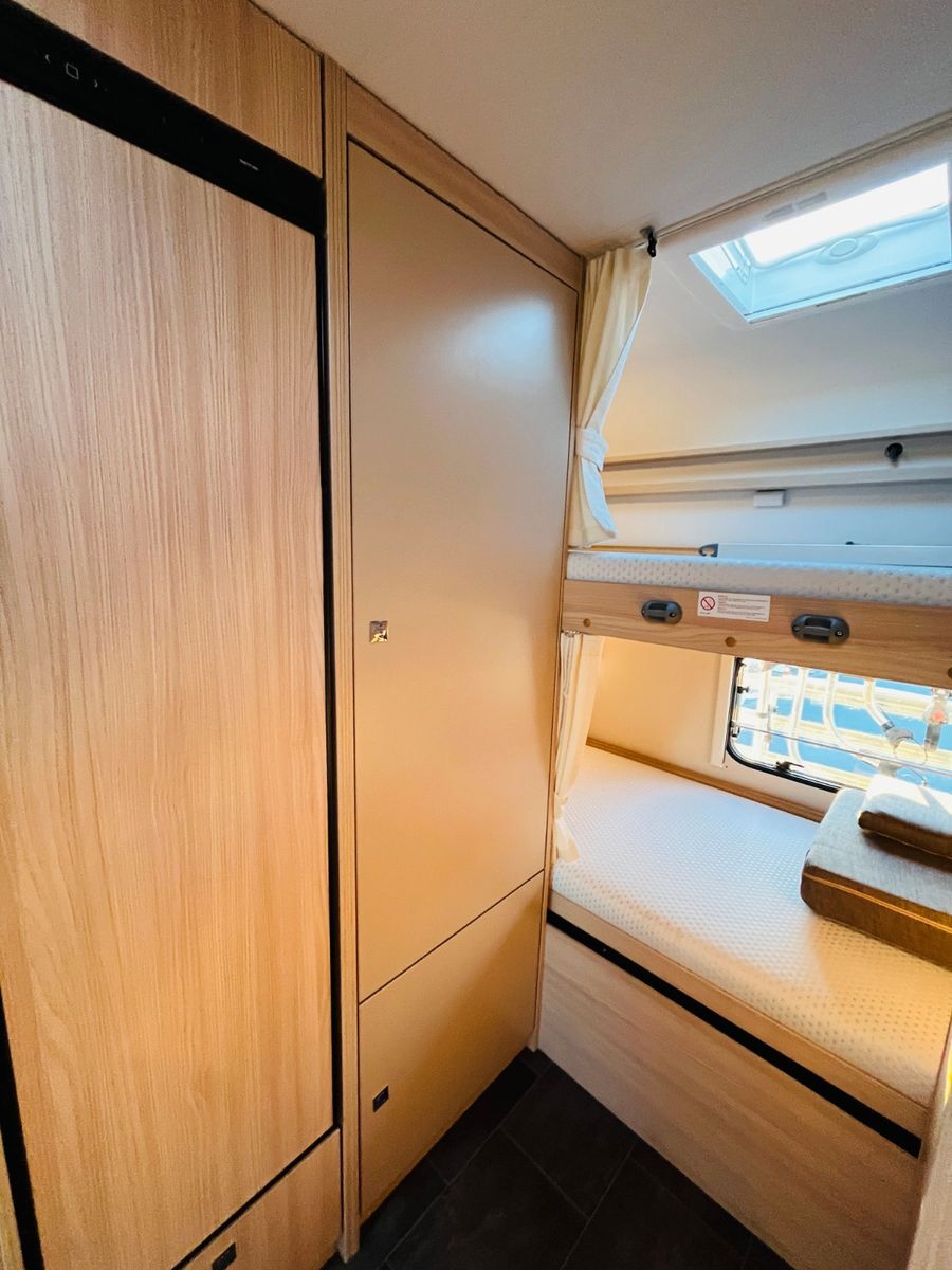 Fahrzeugabbildung Bürstner LYSEO A 660 ETAGENBETTEN FAHRRADTRÄGER