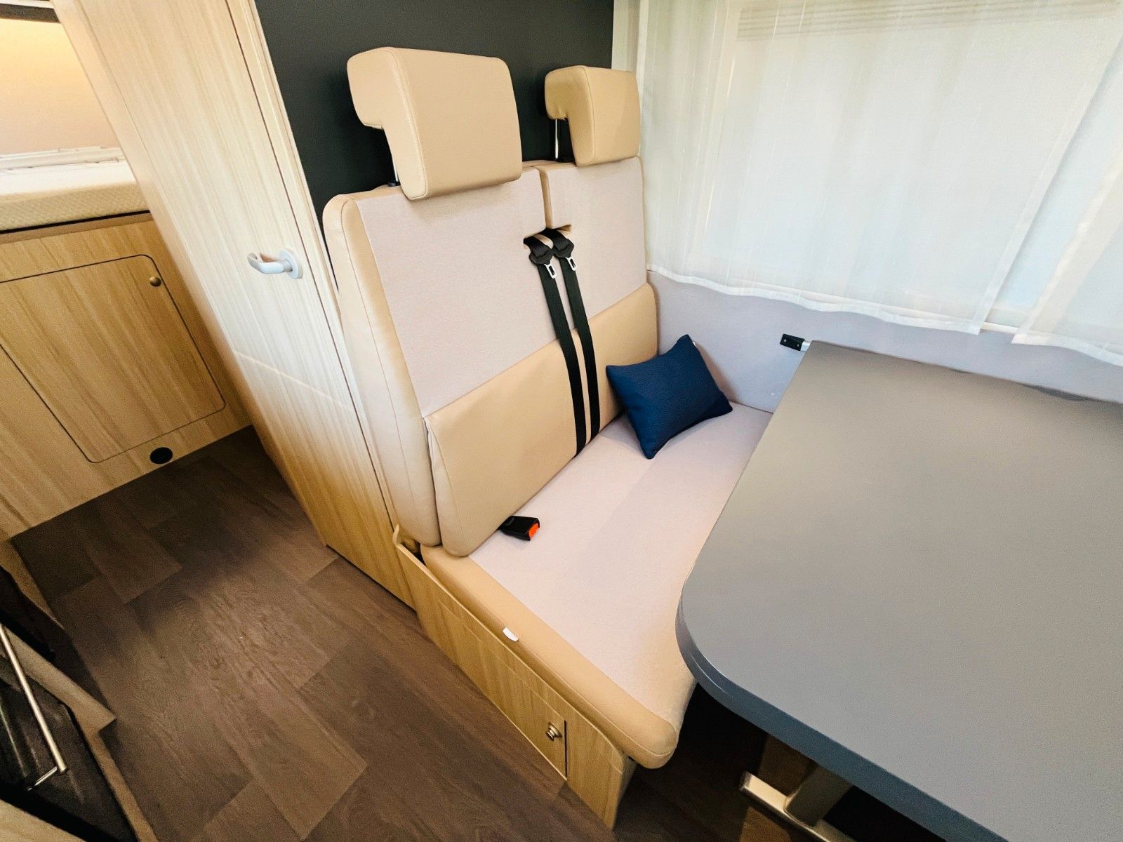 Fahrzeugabbildung Sun Living A 75 DP DOPPELBETT GARAGE TV SOLAR