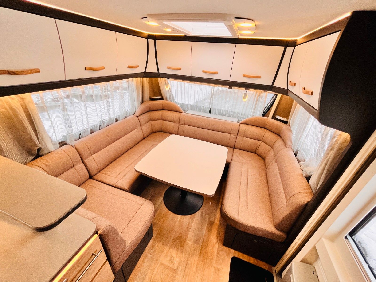 Fahrzeugabbildung Dethleffs BEDUIN SCANDINAVIA 650 RE ALDE SAT KLIMA MOVER