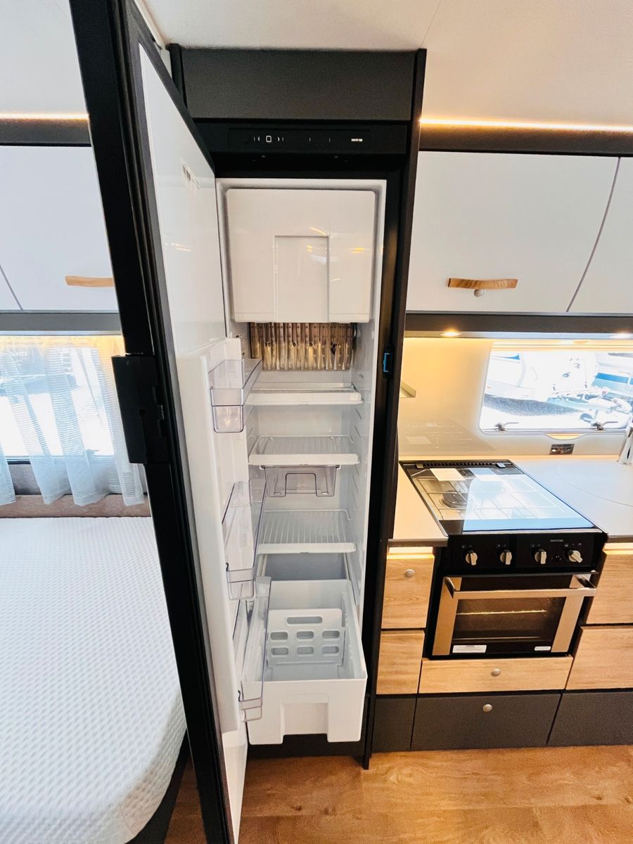 Fahrzeugabbildung Dethleffs BEDUIN SCANDINAVIA 650 RE ALDE SAT KLIMA MOVER