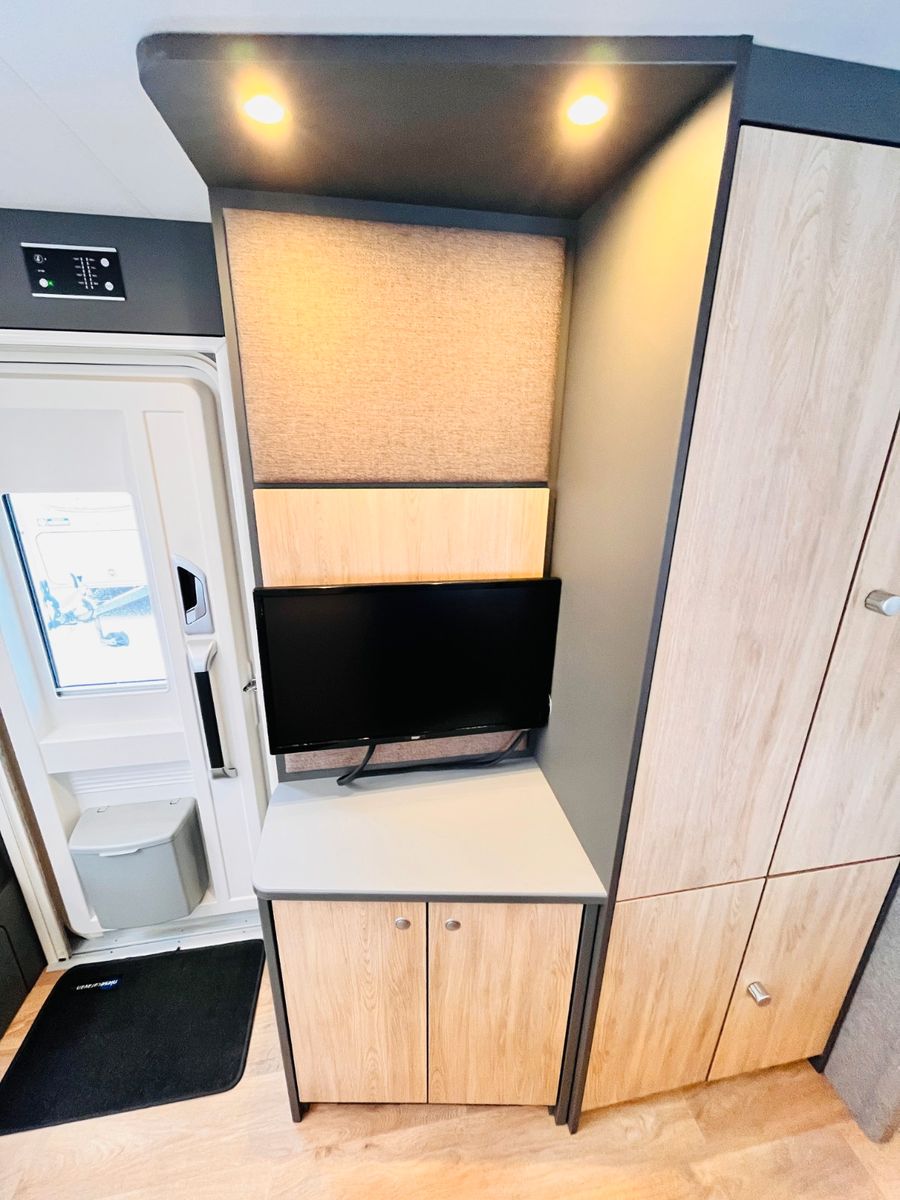 Fahrzeugabbildung Dethleffs BEDUIN SCANDINAVIA 650 RE ALDE SAT KLIMA MOVER