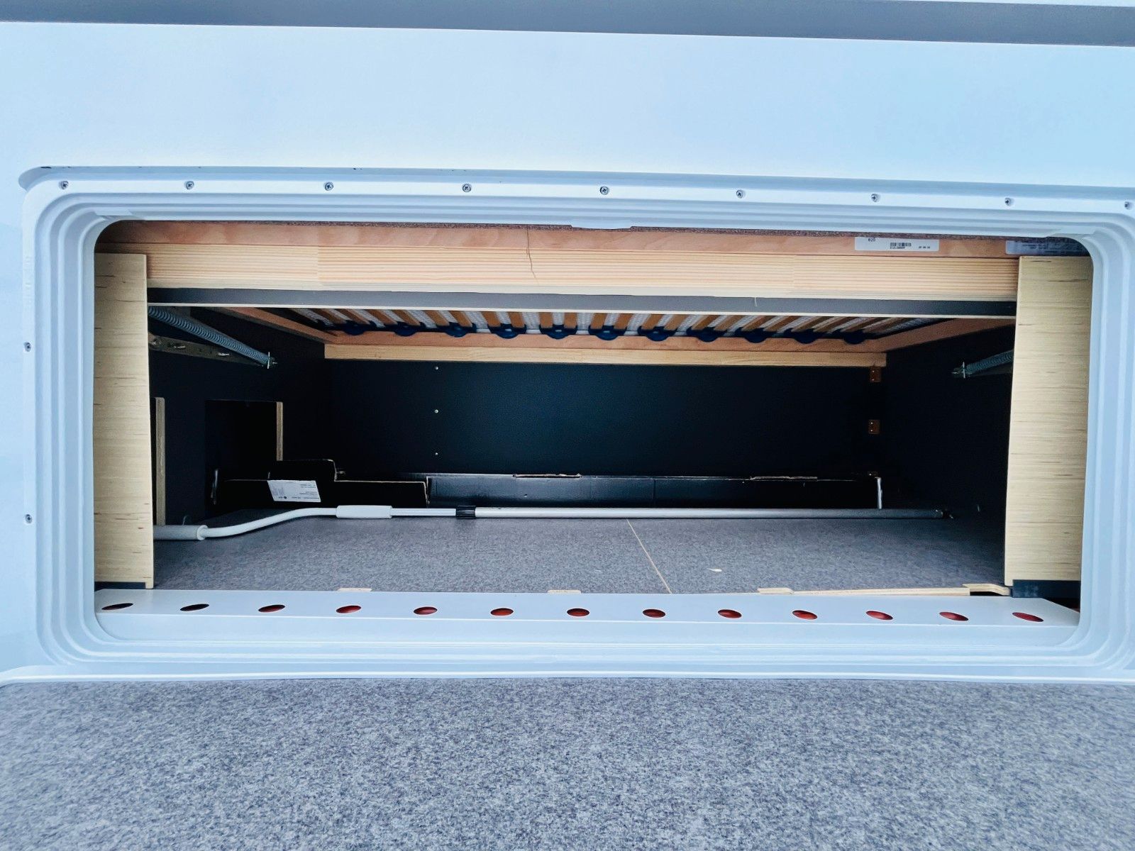 Fahrzeugabbildung Dethleffs BEDUIN SCANDINAVIA 650 RE ALDE SAT KLIMA MOVER