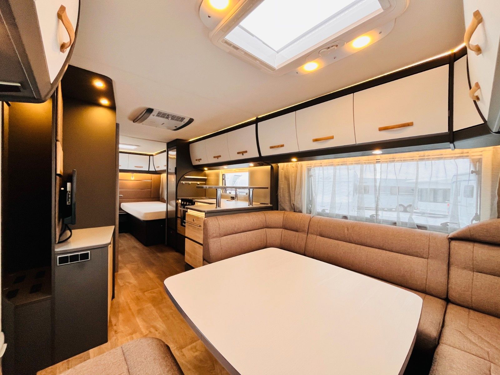 Fahrzeugabbildung Dethleffs BEDUIN SCANDINAVIA 650 RE ALDE SAT KLIMA MOVER