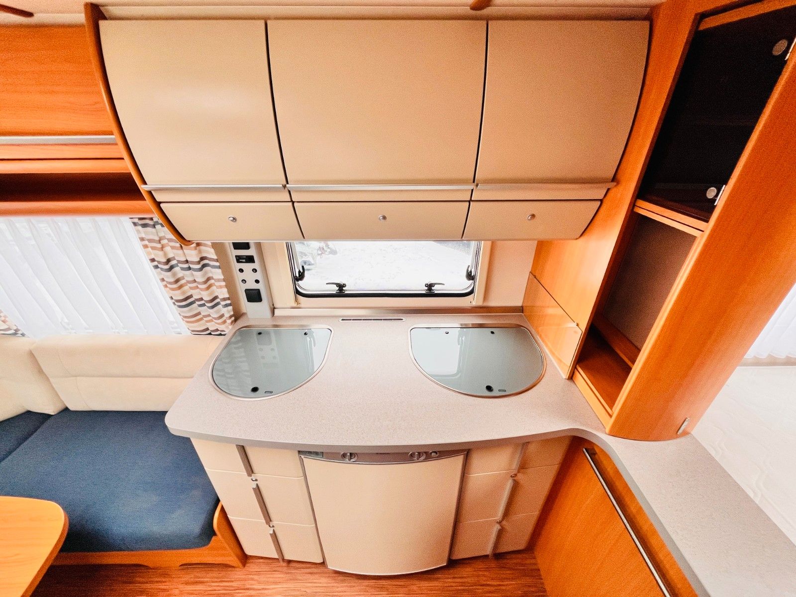 Fahrzeugabbildung Fendt SAPHIR 510 TFB FRANZ.BETT RUNDSITZGRUPPE MOVER