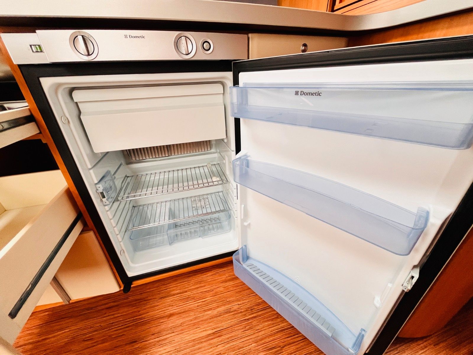 Fahrzeugabbildung Fendt SAPHIR 510 TFB FRANZ.BETT RUNDSITZGRUPPE MOVER