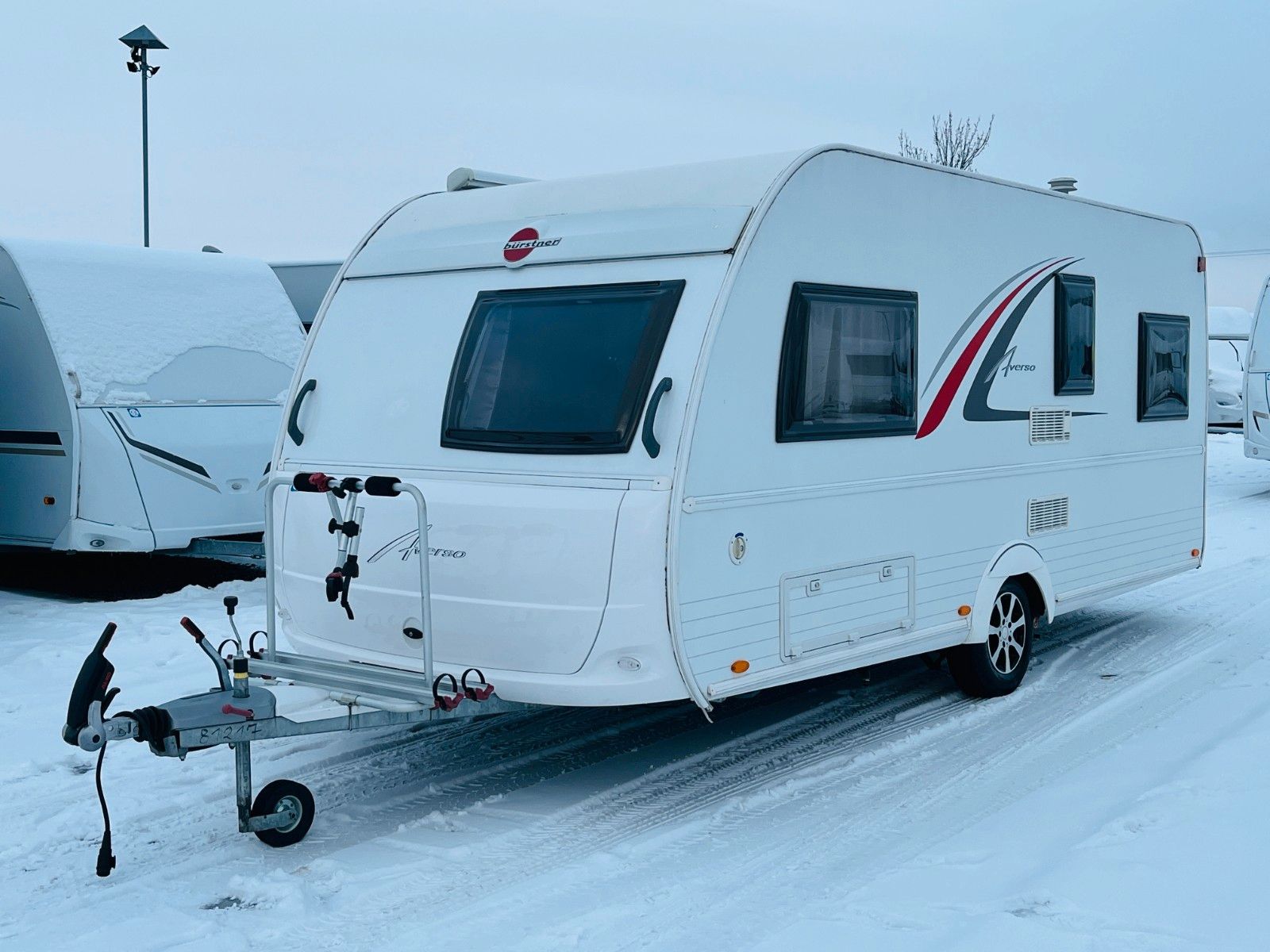 Fahrzeugabbildung Bürstner AVERSO 460 TS FRANZ.BETT RUNDSITZGRUPPE MOVER