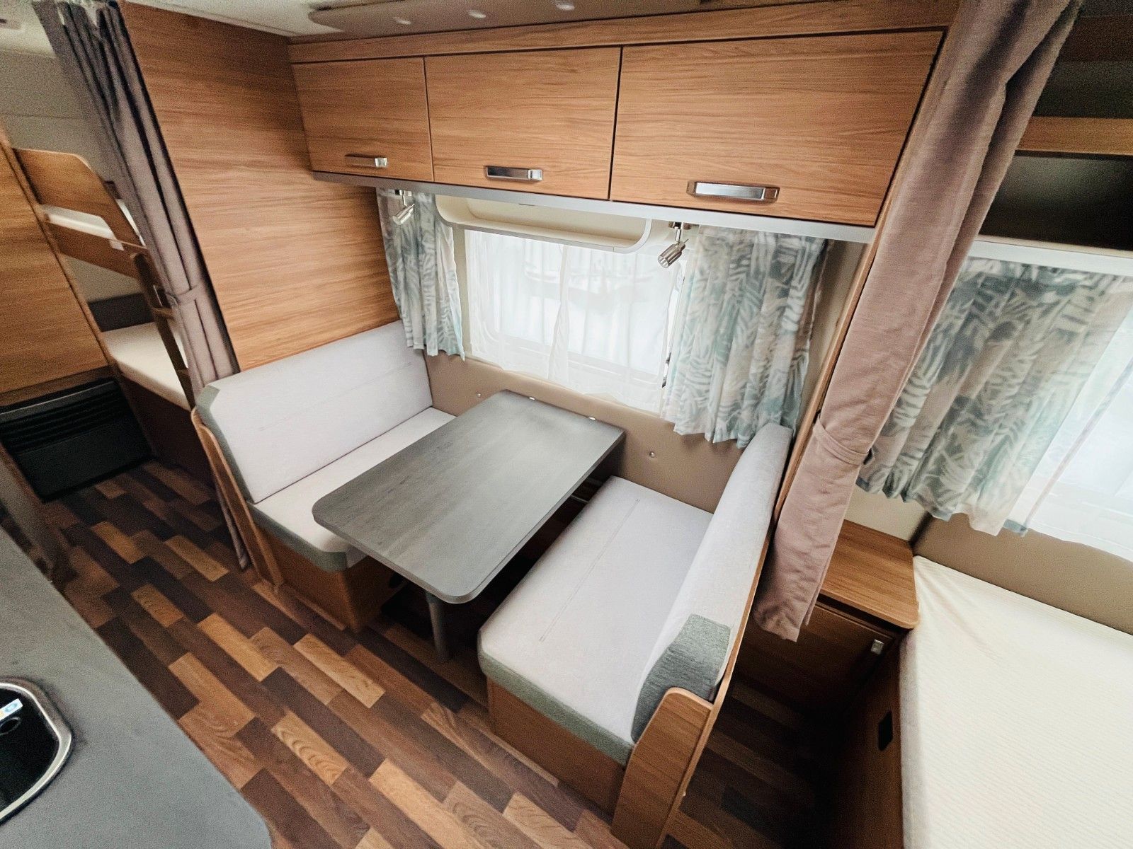 Fahrzeugabbildung Weinsberg CARAONE 550 QDK ETAGENBETTEN DUSCHE MOVER 1.HAND