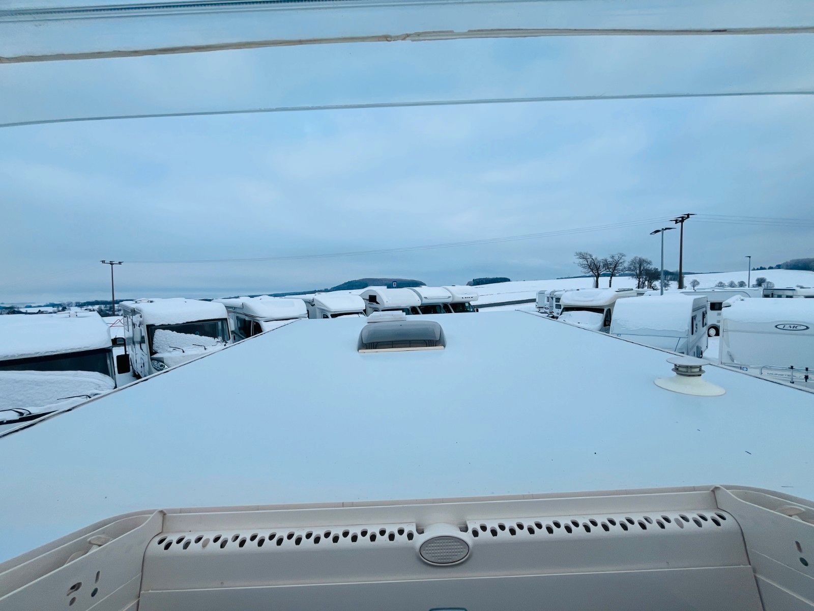 Fahrzeugabbildung Sunlight A 69 ETAGENBETTEN 2 SITZGRUPPEN MARKISE