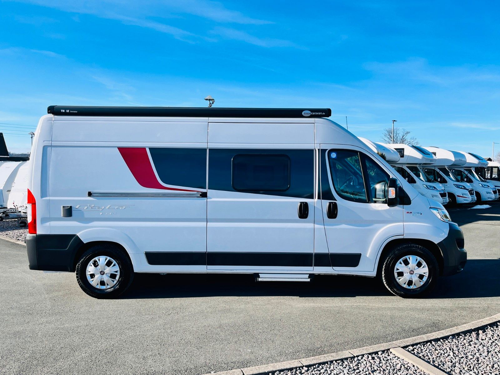 Fahrzeugabbildung Bürstner CITY CAR C 602 LÄNGSBETTEN SAT TV SOLAR MARKISE
