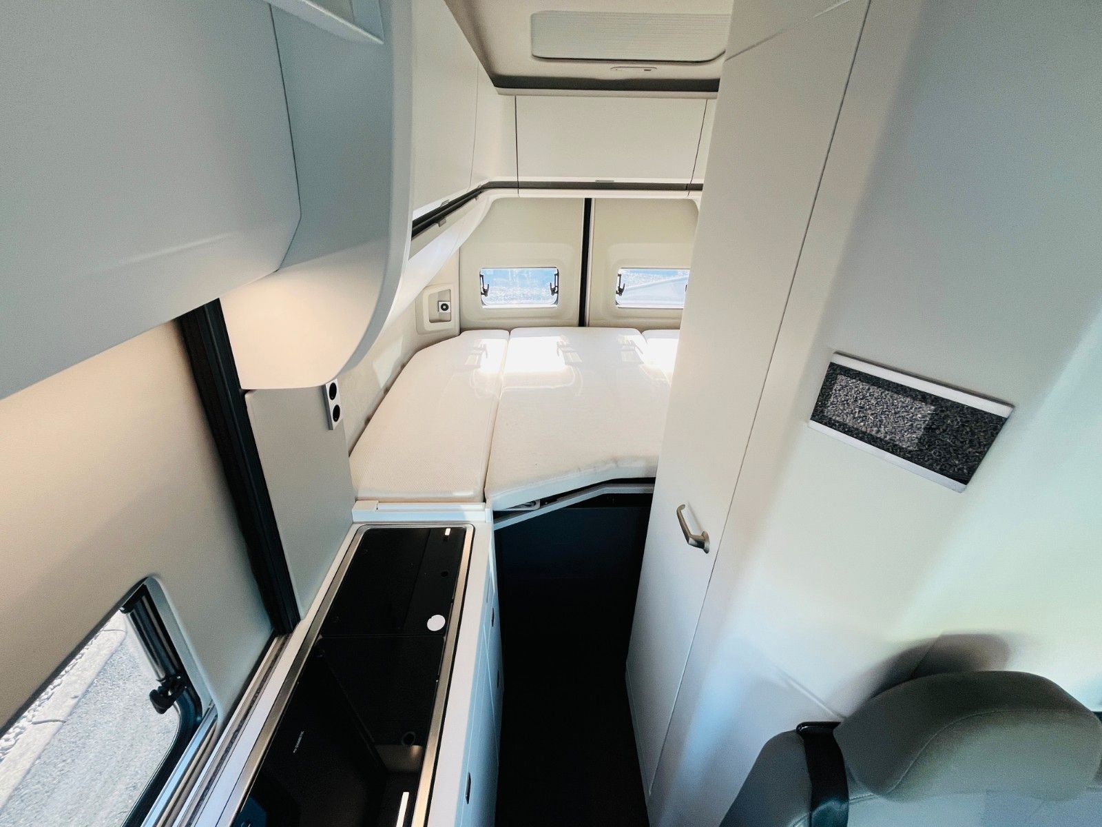 Fahrzeugabbildung Volkswagen GRAND CALIFORNIA 600 AUTOMATIK SOLAR MARKISE