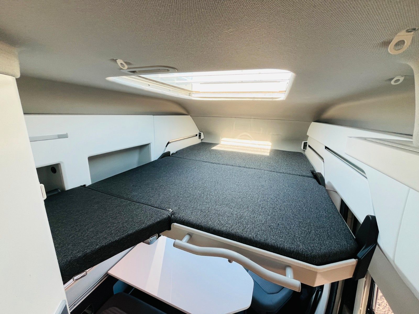 Fahrzeugabbildung Volkswagen GRAND CALIFORNIA 600 AUTOMATIK SOLAR MARKISE