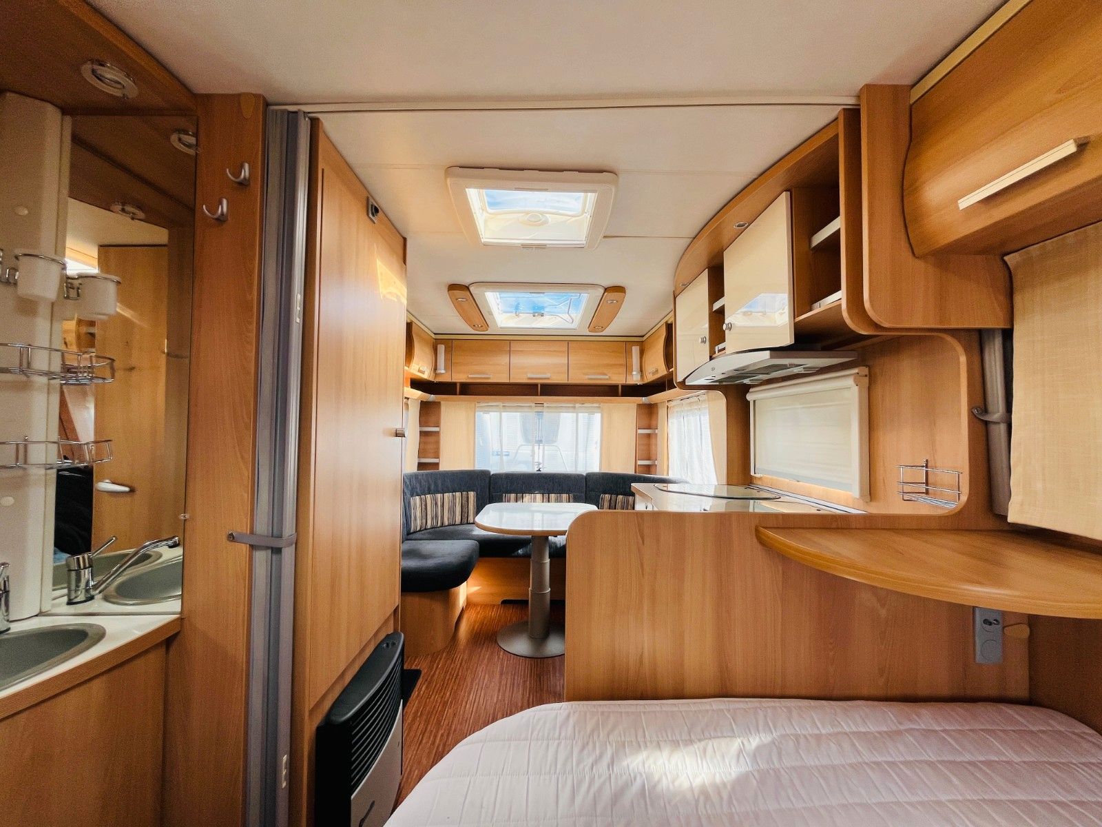 Fahrzeugabbildung TEC TRAVEL KING 460 TDF FRANZ.BETT MOVER