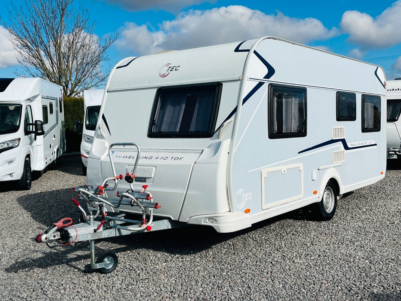 Fahrzeugabbildung TEC TRAVEL KING 460 TDF FRANZ.BETT MOVER