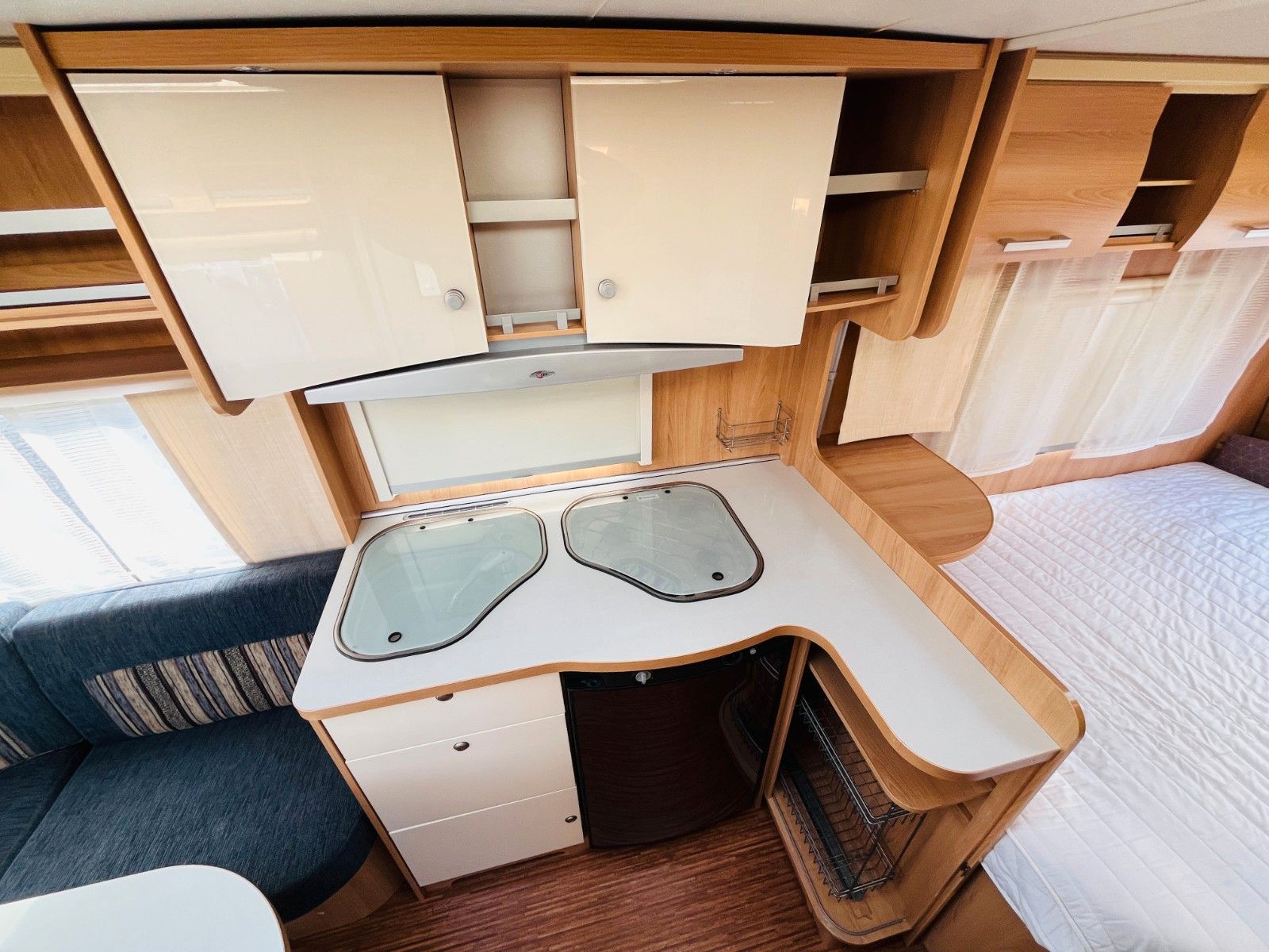 Fahrzeugabbildung TEC TRAVEL KING 460 TDF FRANZ.BETT MOVER