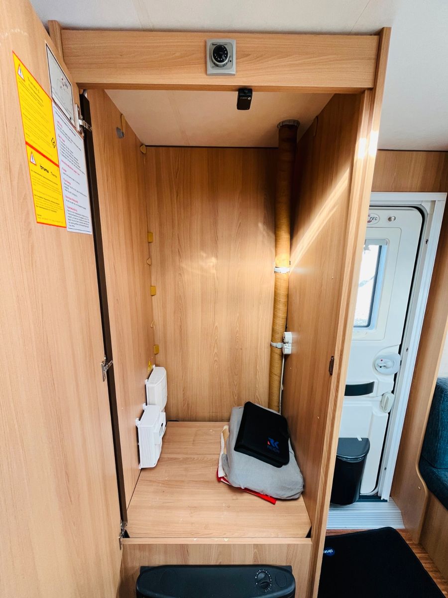 Fahrzeugabbildung TEC TRAVEL KING 460 TDF FRANZ.BETT MOVER