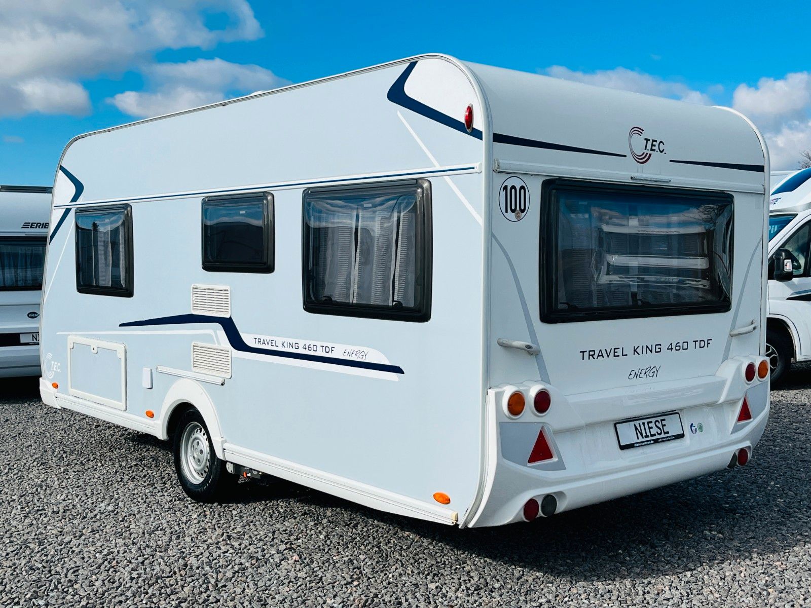 Fahrzeugabbildung TEC TRAVEL KING 460 TDF FRANZ.BETT MOVER