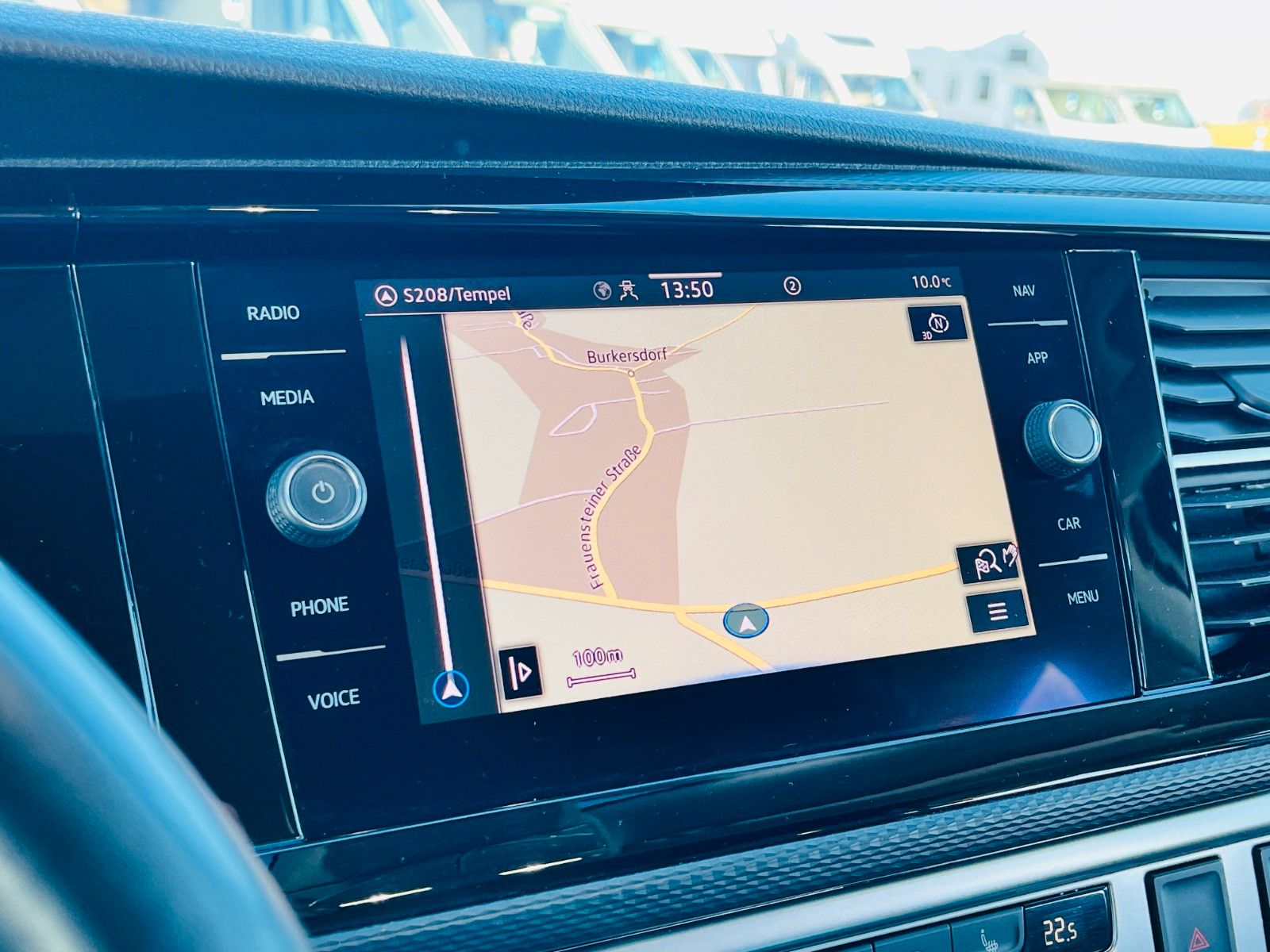 Fahrzeugabbildung Volkswagen T6 CALIFORNIA COAST AUTOMATIK SITZHEIZUNG