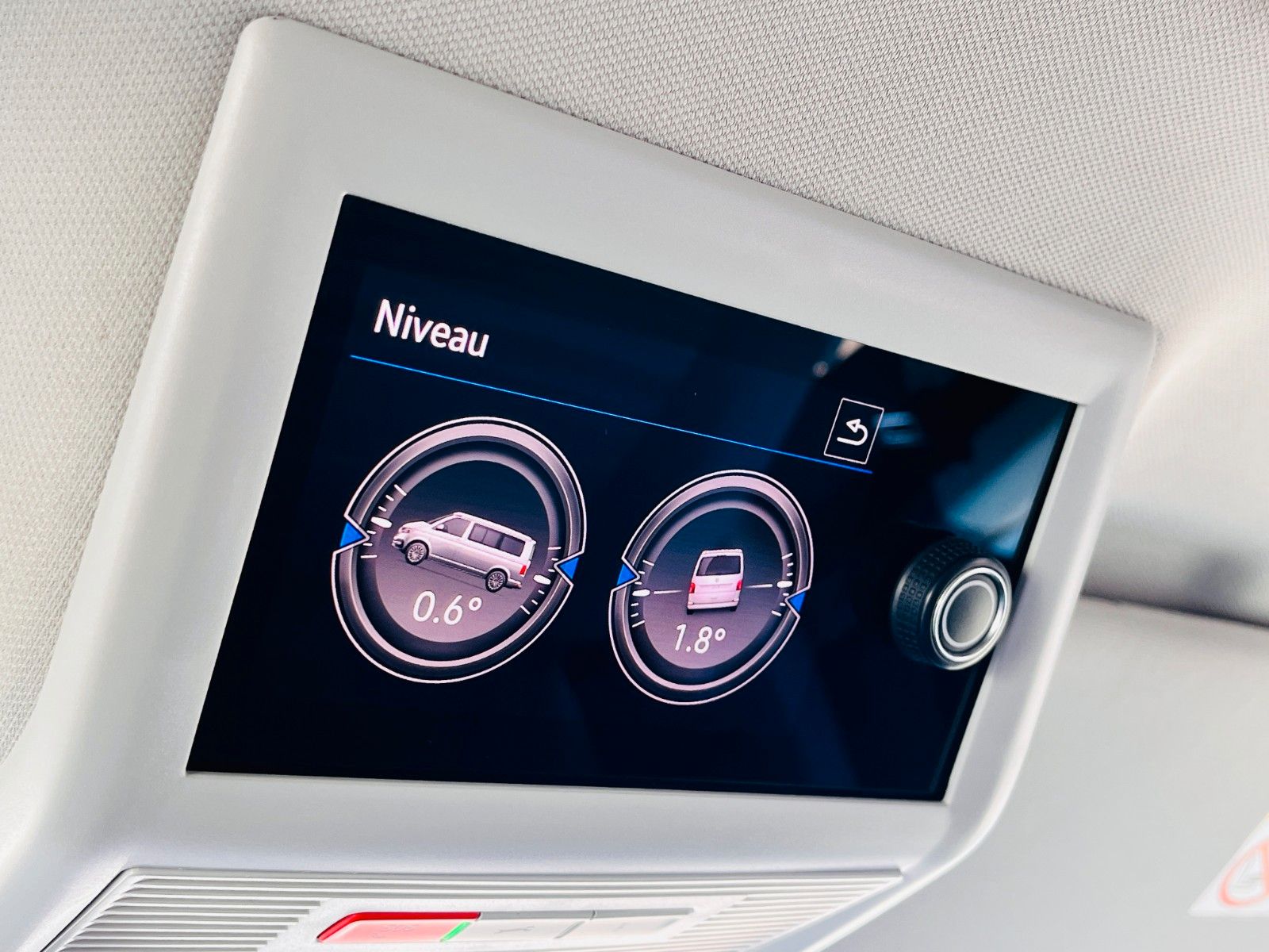 Fahrzeugabbildung Volkswagen T6 CALIFORNIA COAST AUTOMATIK SITZHEIZUNG