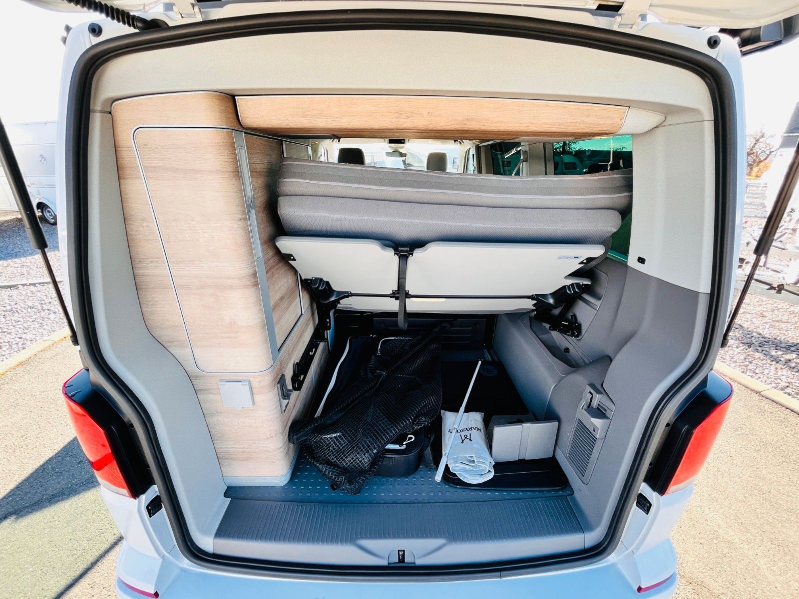 Fahrzeugabbildung Volkswagen T6 CALIFORNIA COAST AUTOMATIK SITZHEIZUNG