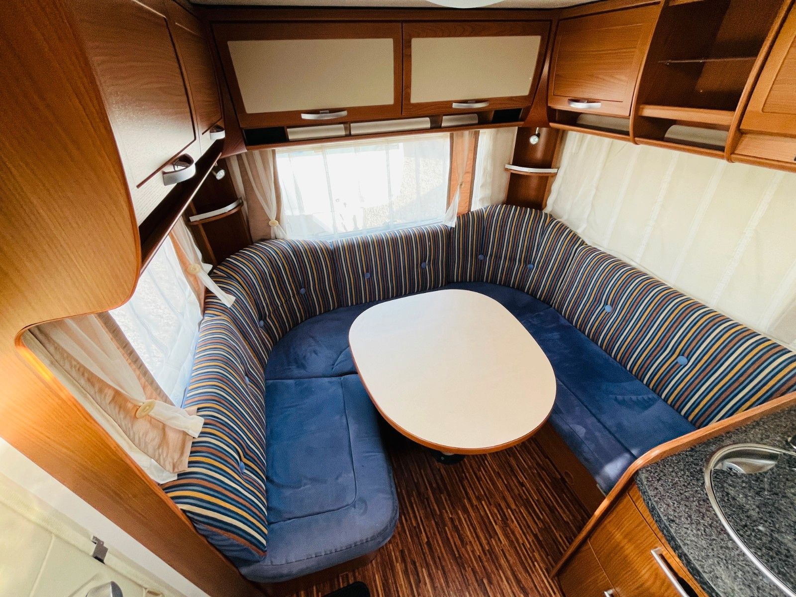 Fahrzeugabbildung HYMER / ERIBA / HYMERCAR NOVA 545 SL FRANZ.BETT MOVER MARKISE