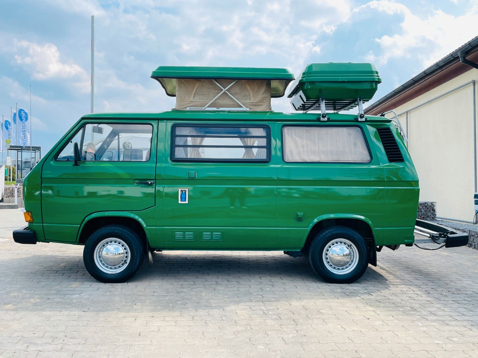 Fahrzeugabbildung Volkswagen T3 Caravelle C - CAMPER - H-Kennzeichen OLDTIMER