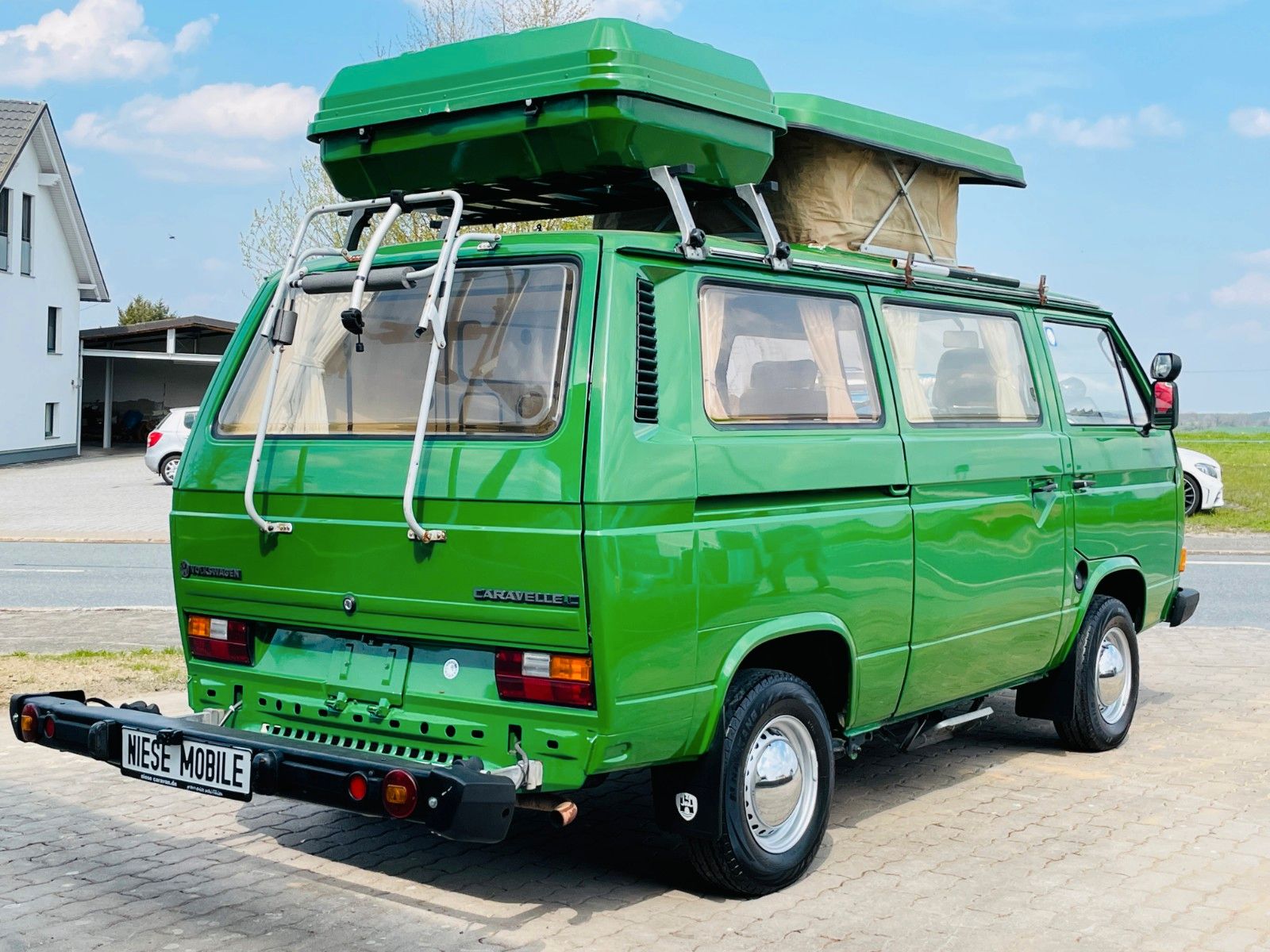 Fahrzeugabbildung Volkswagen T3 Caravelle C - CAMPER - H-Kennzeichen OLDTIMER