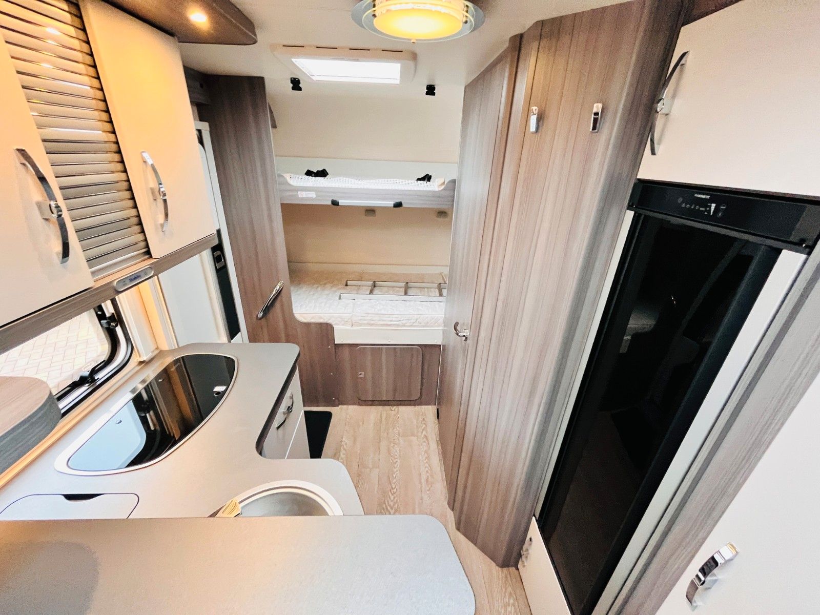 Fahrzeugabbildung Hobby Optima Ontour T65 HKM IC-LINE SAT TV SOLAR