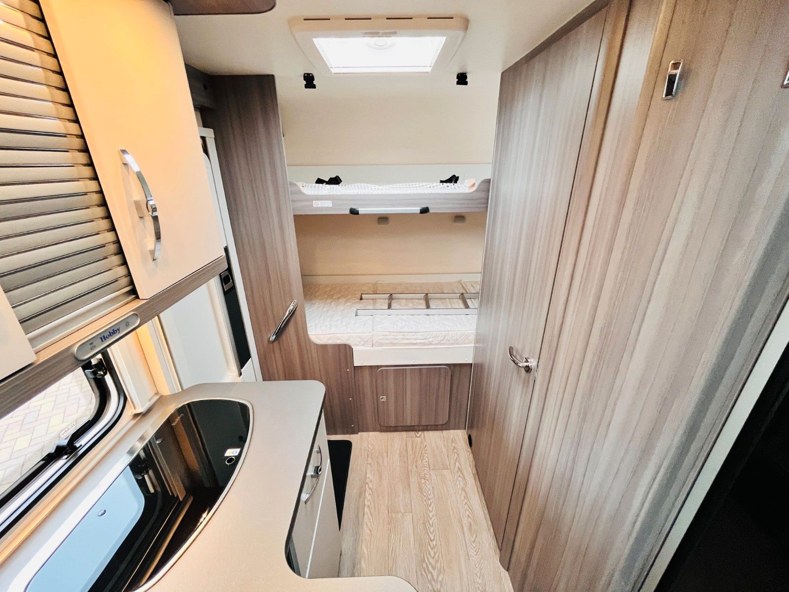 Fahrzeugabbildung Hobby Optima Ontour T65 HKM IC-LINE SAT TV SOLAR