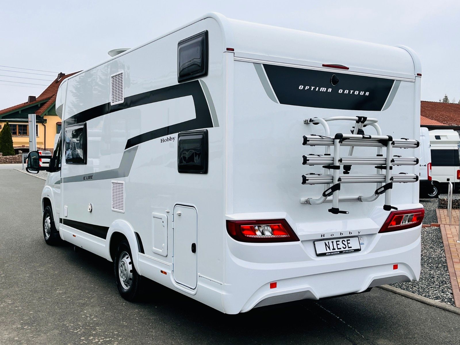 Fahrzeugabbildung Hobby Optima Ontour T65 HKM IC-LINE SAT TV SOLAR