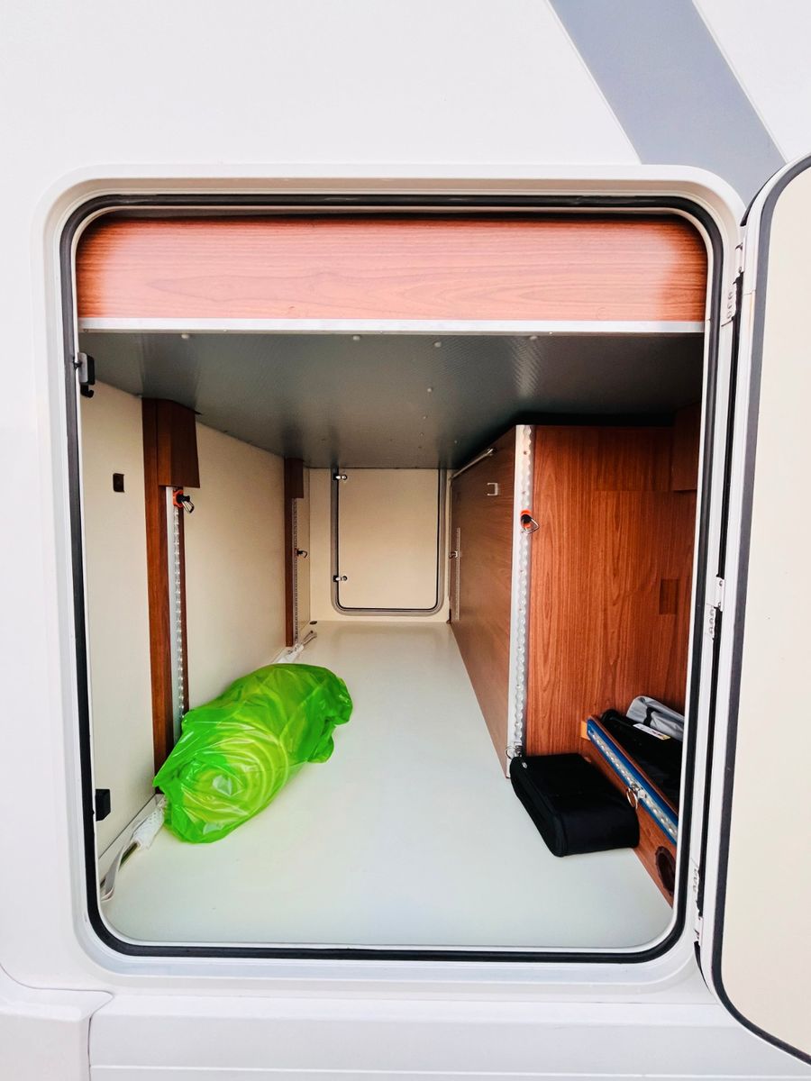 Fahrzeugabbildung Eura Mobil PROFILA RS 660 HB QUERBETT HUBBETT SOLAR