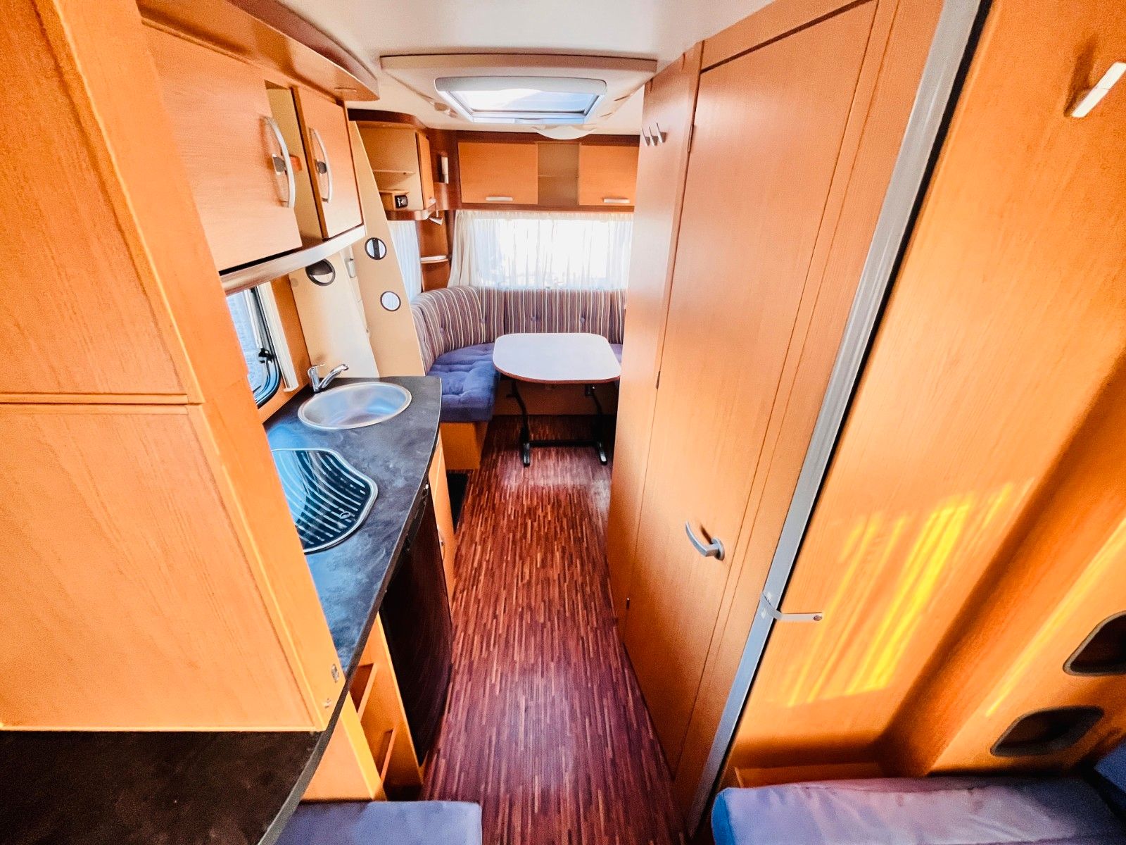 Fahrzeugabbildung HYMER / ERIBA / HYMERCAR SPORTING 530 EINZELBETTEN MARKISE ALUFELGEN