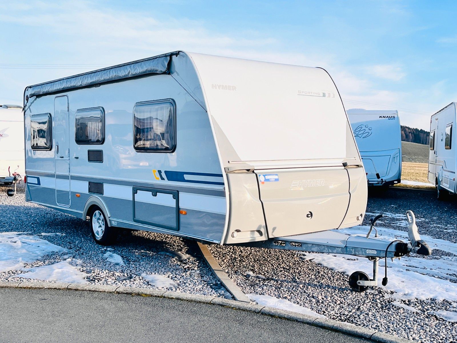 Fahrzeugabbildung HYMER / ERIBA / HYMERCAR SPORTING 530 EINZELBETTEN MARKISE ALUFELGEN