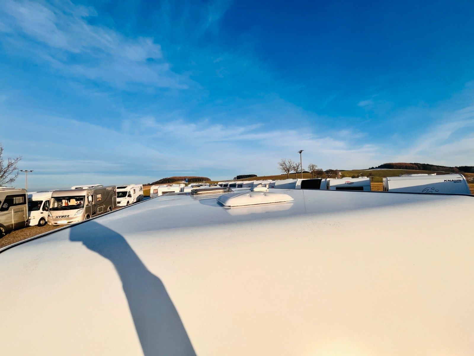 Fahrzeugabbildung HYMER / ERIBA / HYMERCAR SPORTING 530 EINZELBETTEN MARKISE ALUFELGEN