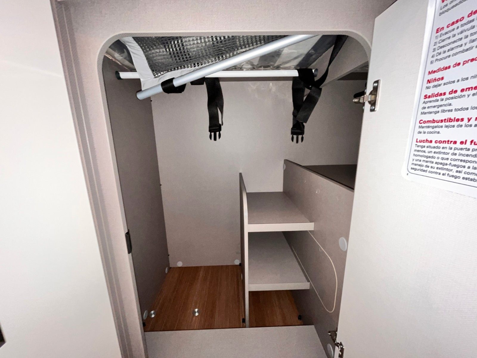 Fahrzeugabbildung Etrusco V 5.9.DR 6m QUERBETT GARAGE MARKISE ALUFELGEN