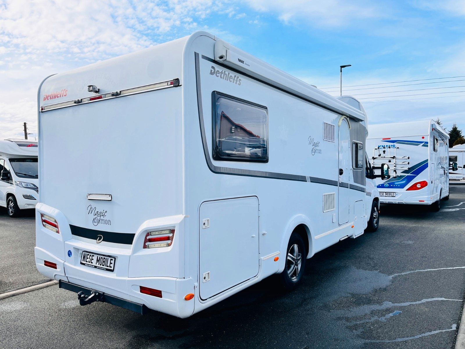 Fahrzeugabbildung Dethleffs MAGIC EDITION T 7151-4 EINZELBETTEN HUBBETT SAT