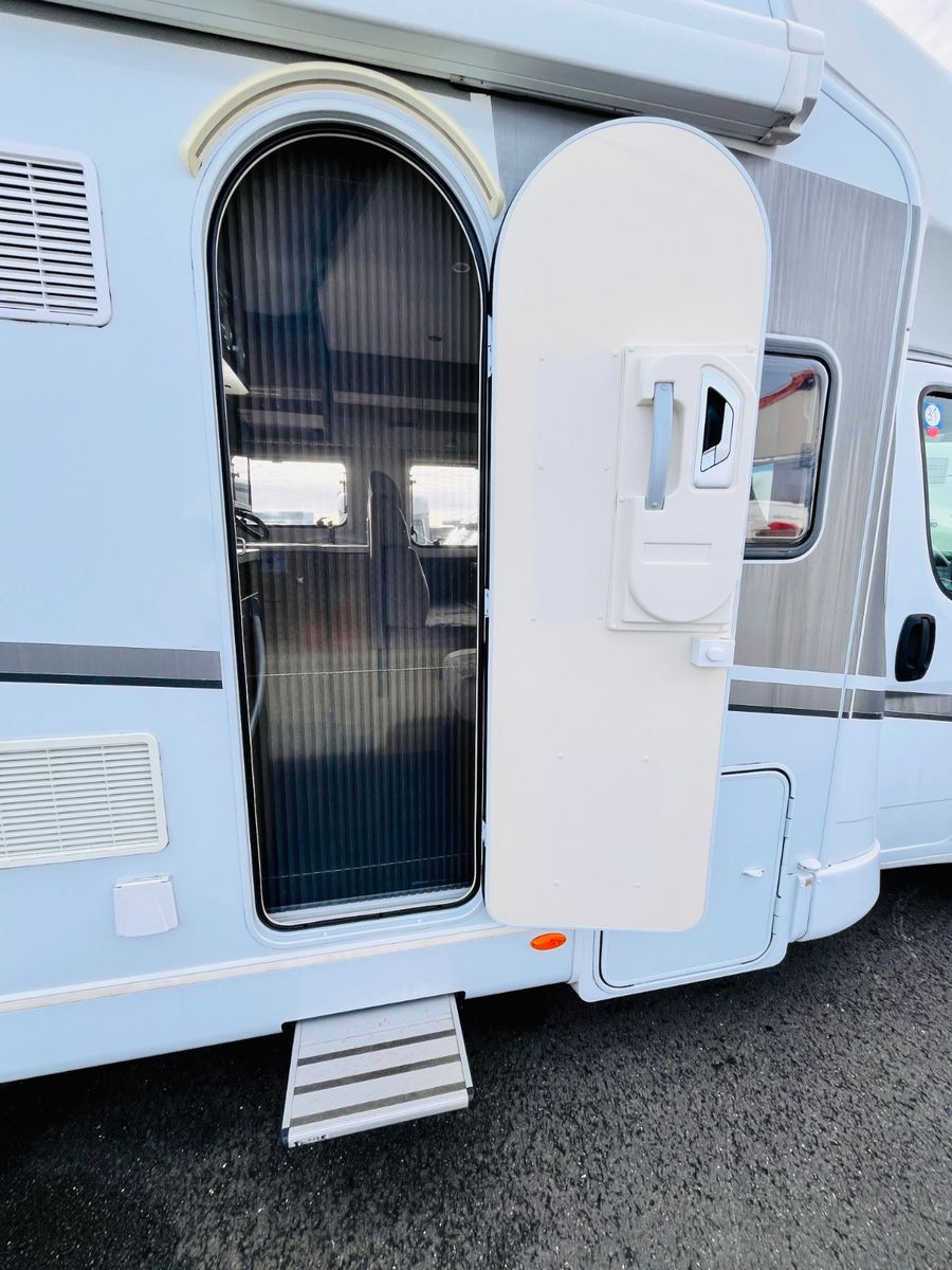 Fahrzeugabbildung Dethleffs MAGIC EDITION T 7151-4 EINZELBETTEN HUBBETT SAT
