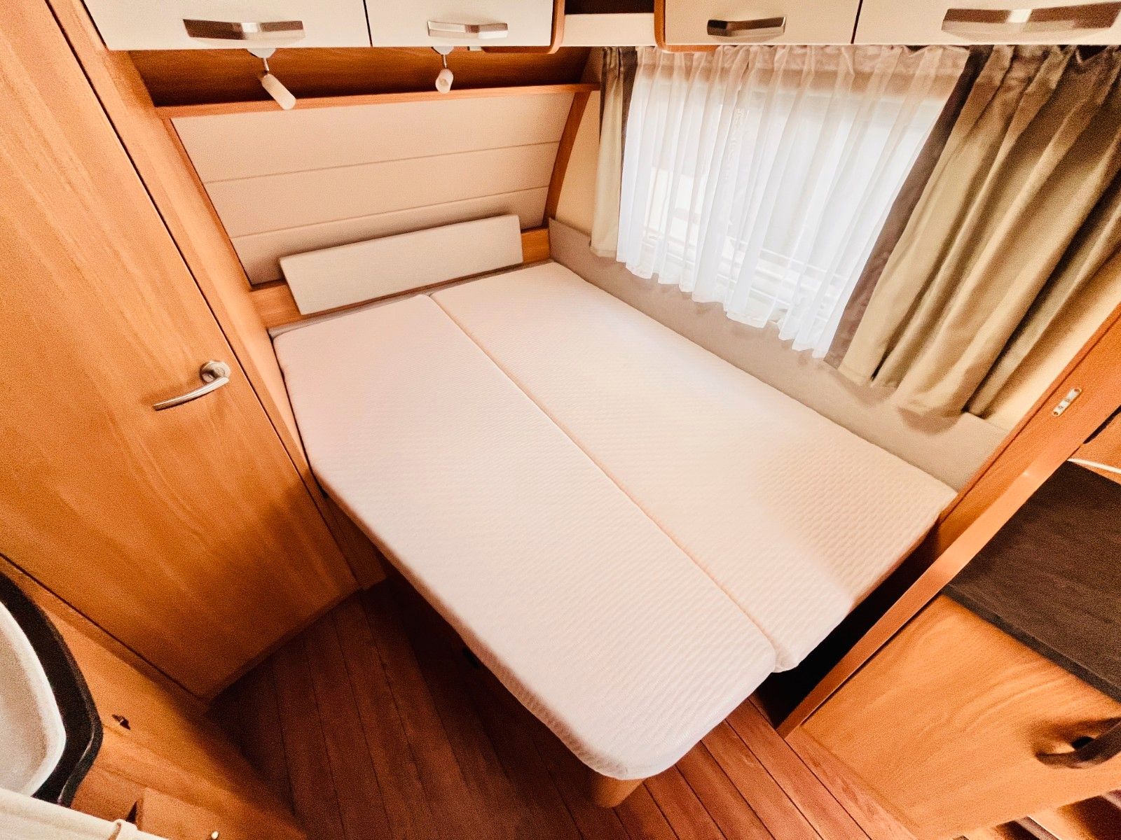 Fahrzeugabbildung Knaus SÜDWIND 500FVU SILVER SELECTION FRANZ.BETT MOVER