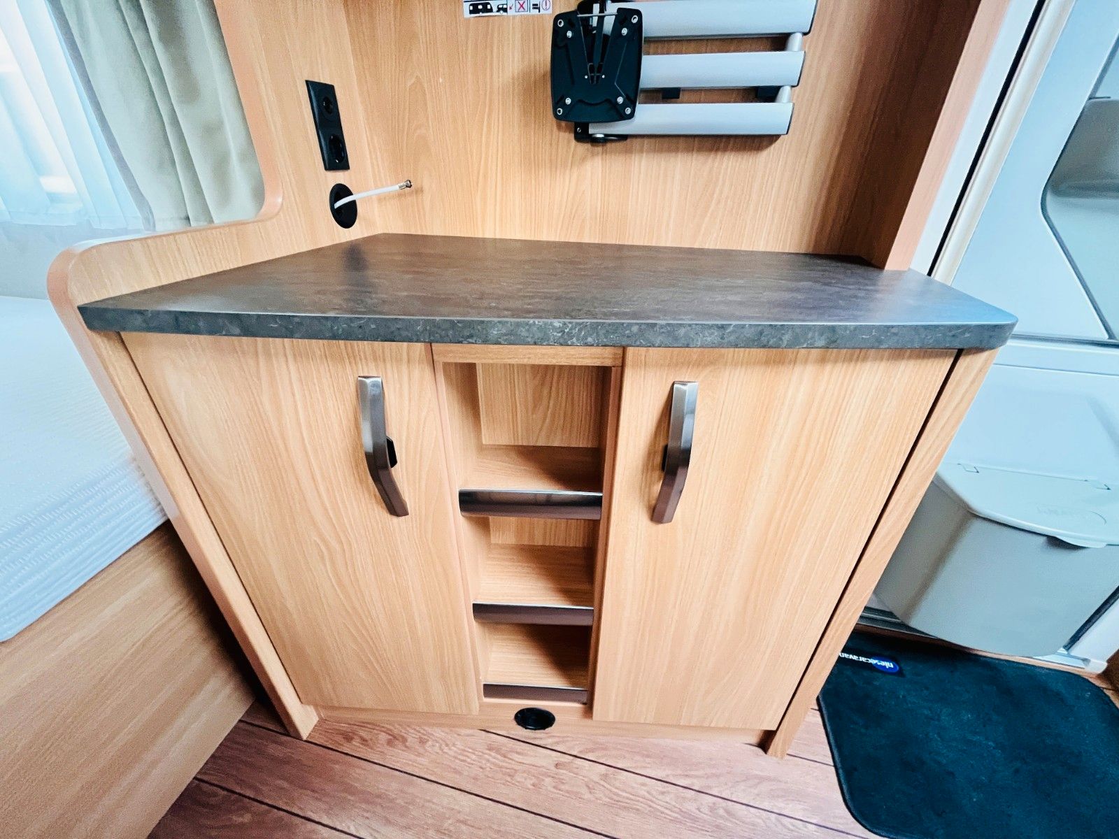 Fahrzeugabbildung Knaus SÜDWIND 500FVU SILVER SELECTION FRANZ.BETT MOVER